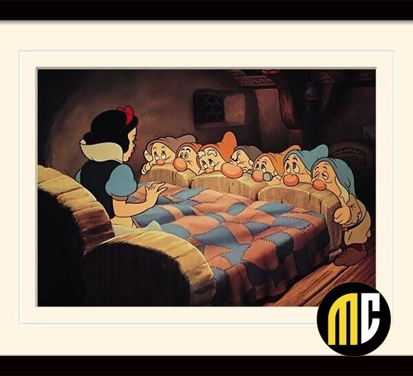 DISNEY - Mounted & Framed 30X40 Print - Snow White Bed